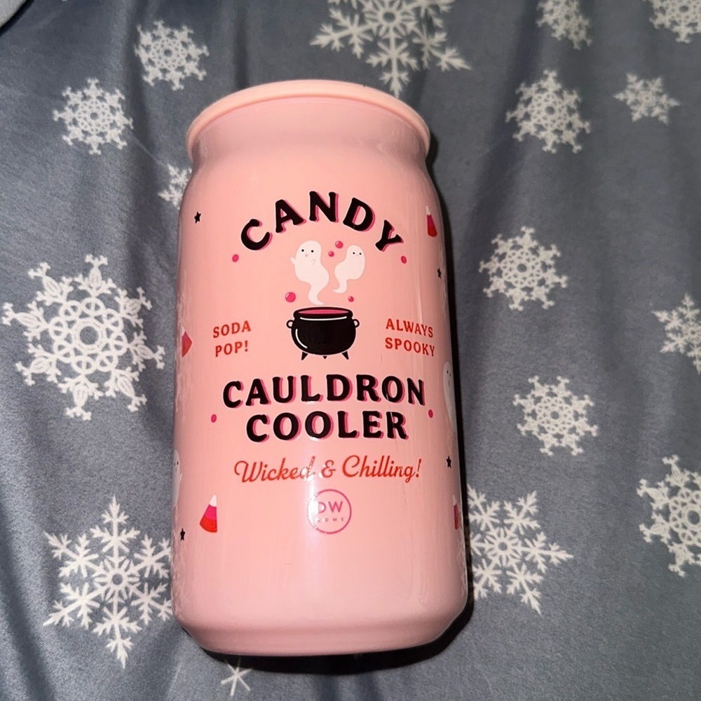 DW Home Halloween Soda Can Candle candy cauldron cooler Full Size 2024 15.4oz 👻